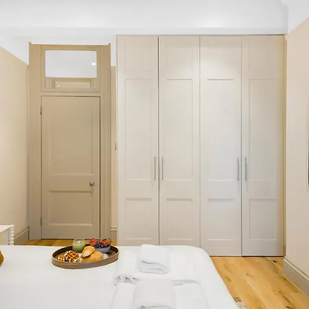 Spacious And Modern 4 Beds Home In Kensington London Exterior photo
