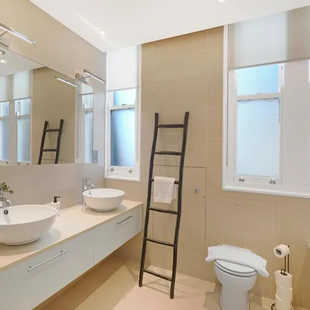 Spacious And Modern 4 Beds Home In Kensington London Exterior photo