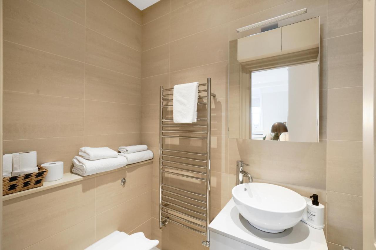 Apartment Spacious And Modern 4 Beds In Kensington